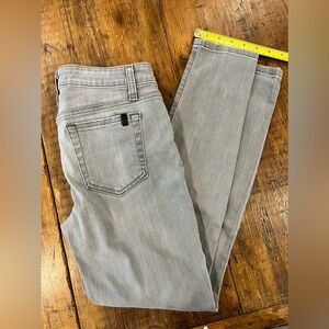 Joe’s Jeans. Womens size 29. Grey skinny ankle.